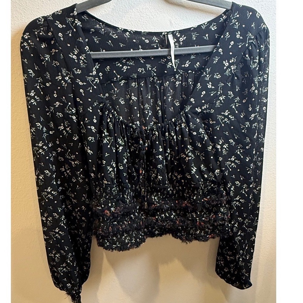 Free People Black Floral Smocked Lace Up Long Sleeve Crop Top Medium